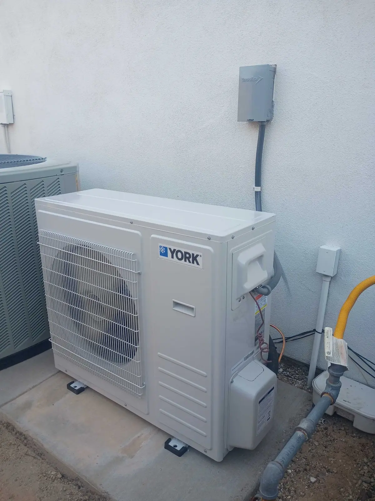 York AC condenser at a Mesa, AZ property